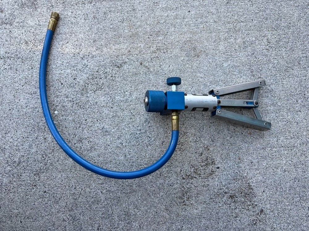 3D Instruments #8103-100 Range 0-150 PSI Hand Held Test Pump