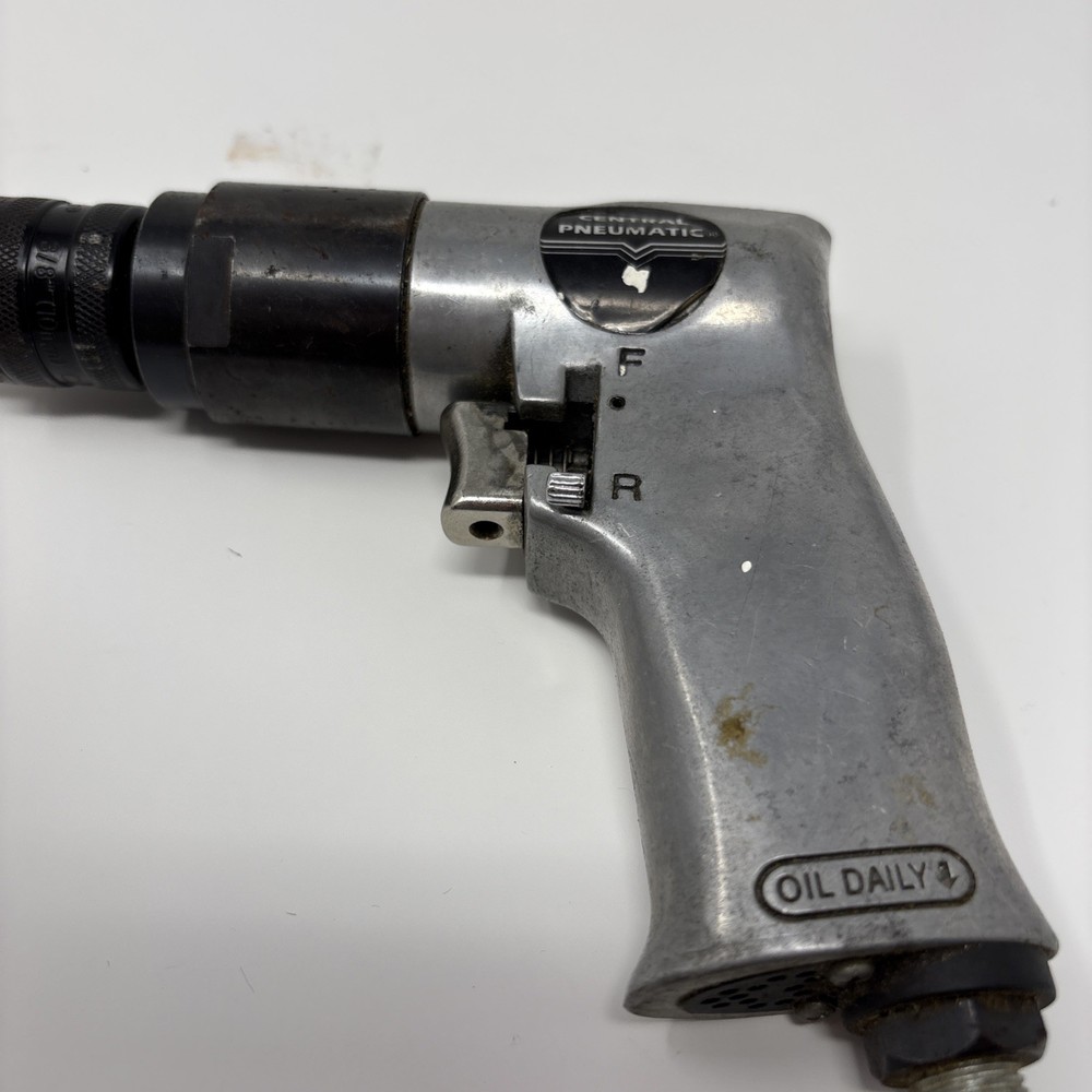 Central Pneumatic 3/8 Inch Reversible Drill Model 35229 Working (G)
