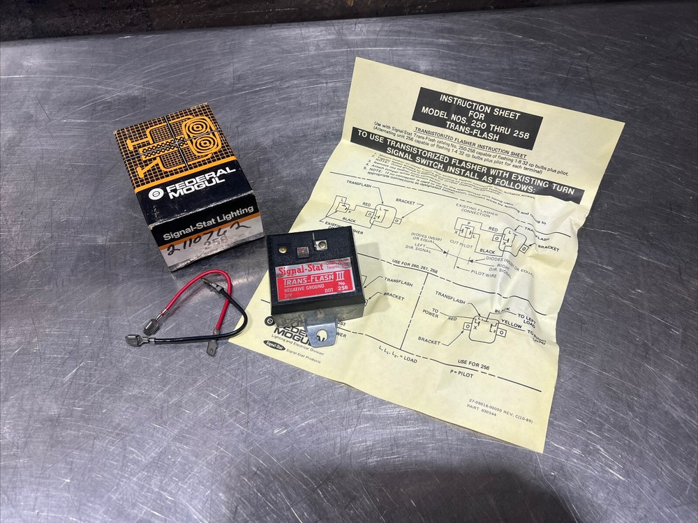 Signal Stat No. 258/Model 3234 Flasher Nos Surplus