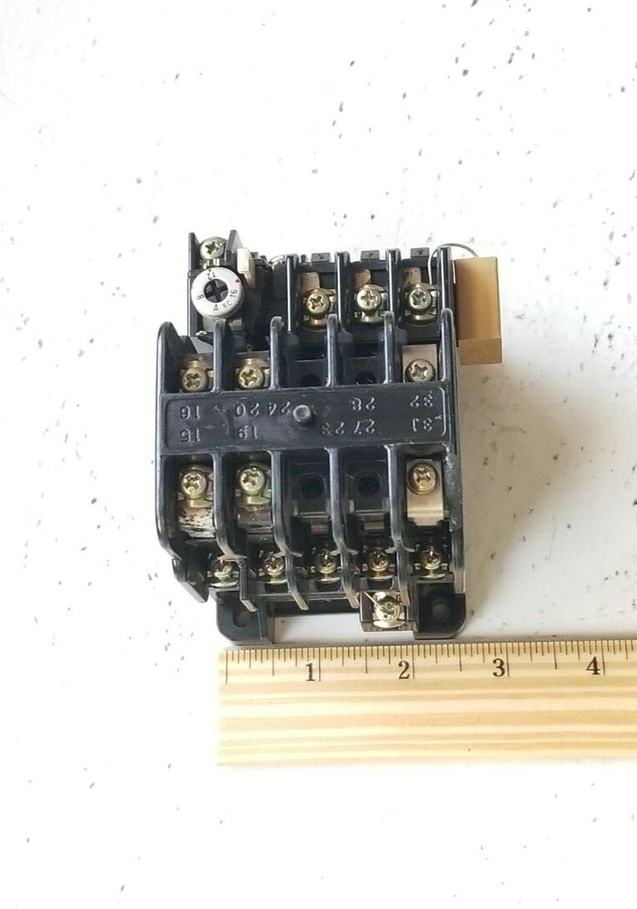 AC MAGNETIC CONTACTOR SRC3631-5-IF