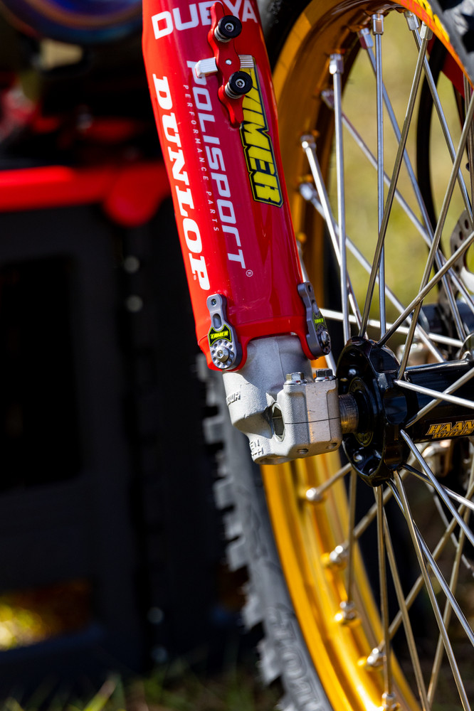 Tamer Fork Guard Bracket Singl Black Suspension