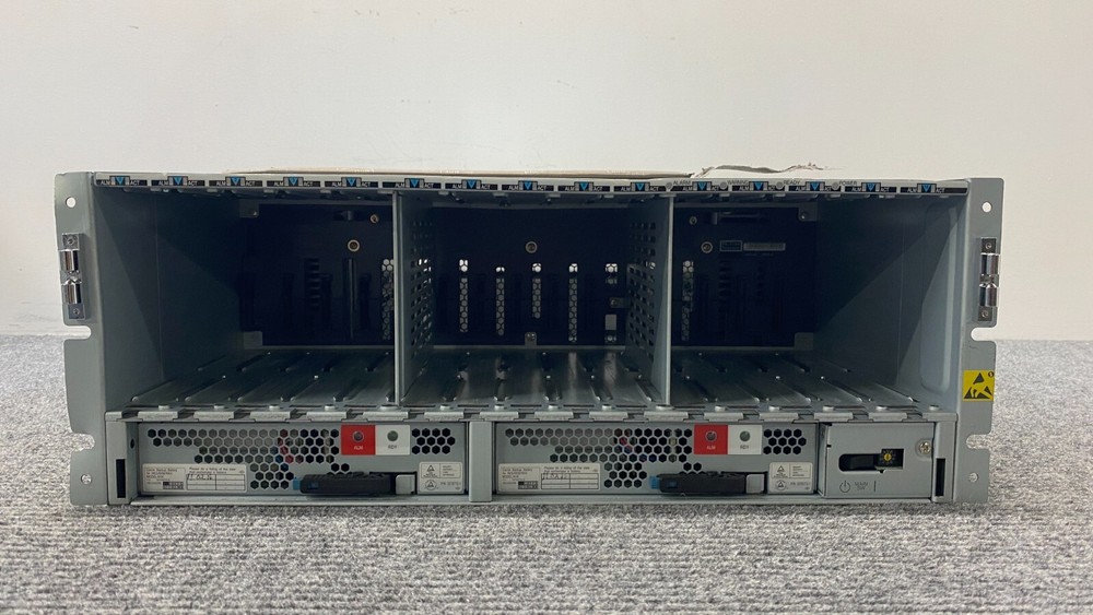 Hitachi DF800-RK2 Storage Array Chassis w/ N1K Backup Battery (x2) & Cords