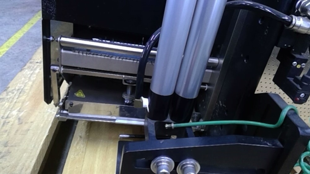 Panther 2000 Print And Apply E-Tamp Blow Label Applicator Zebra