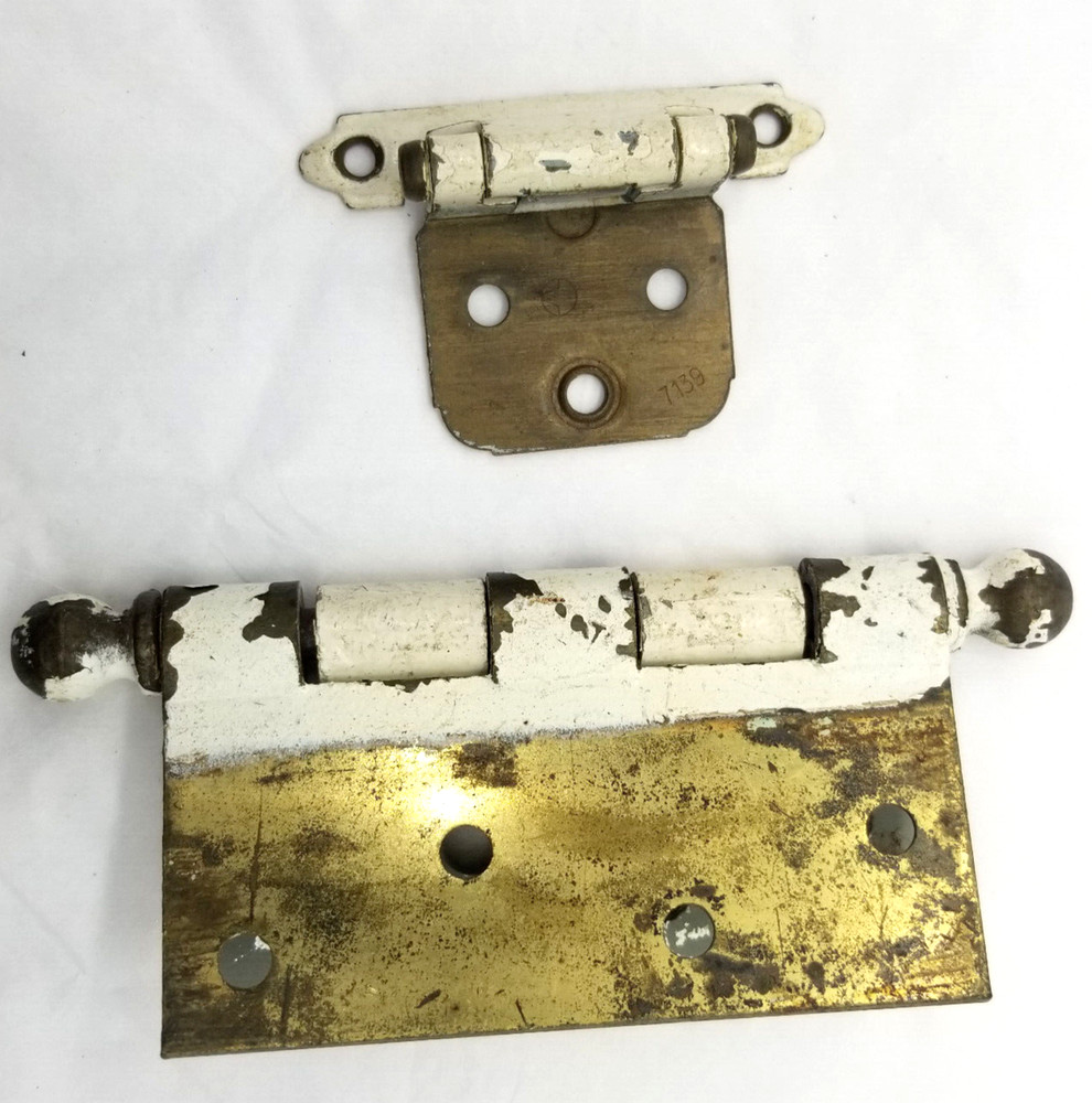 Vtg Brass Door Hardware Lot Hinges Pull Complete & Incomplete Painted Salvage