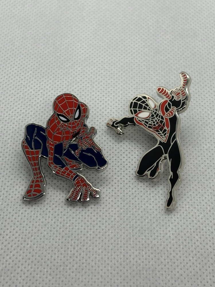 Spiderman And Miles Morales Pin Set !