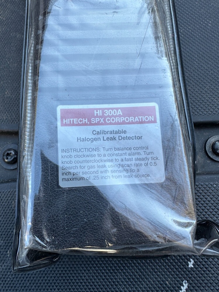Hitech Instruments SPX HI 300A Calibratable Halogen Leak Detector