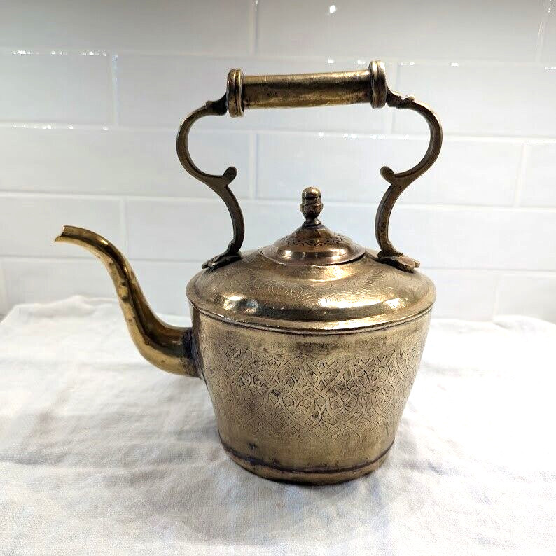 Antique Solid Brass Handmade Teapot Kettle Hammered Moroccan Riveted Deco READ