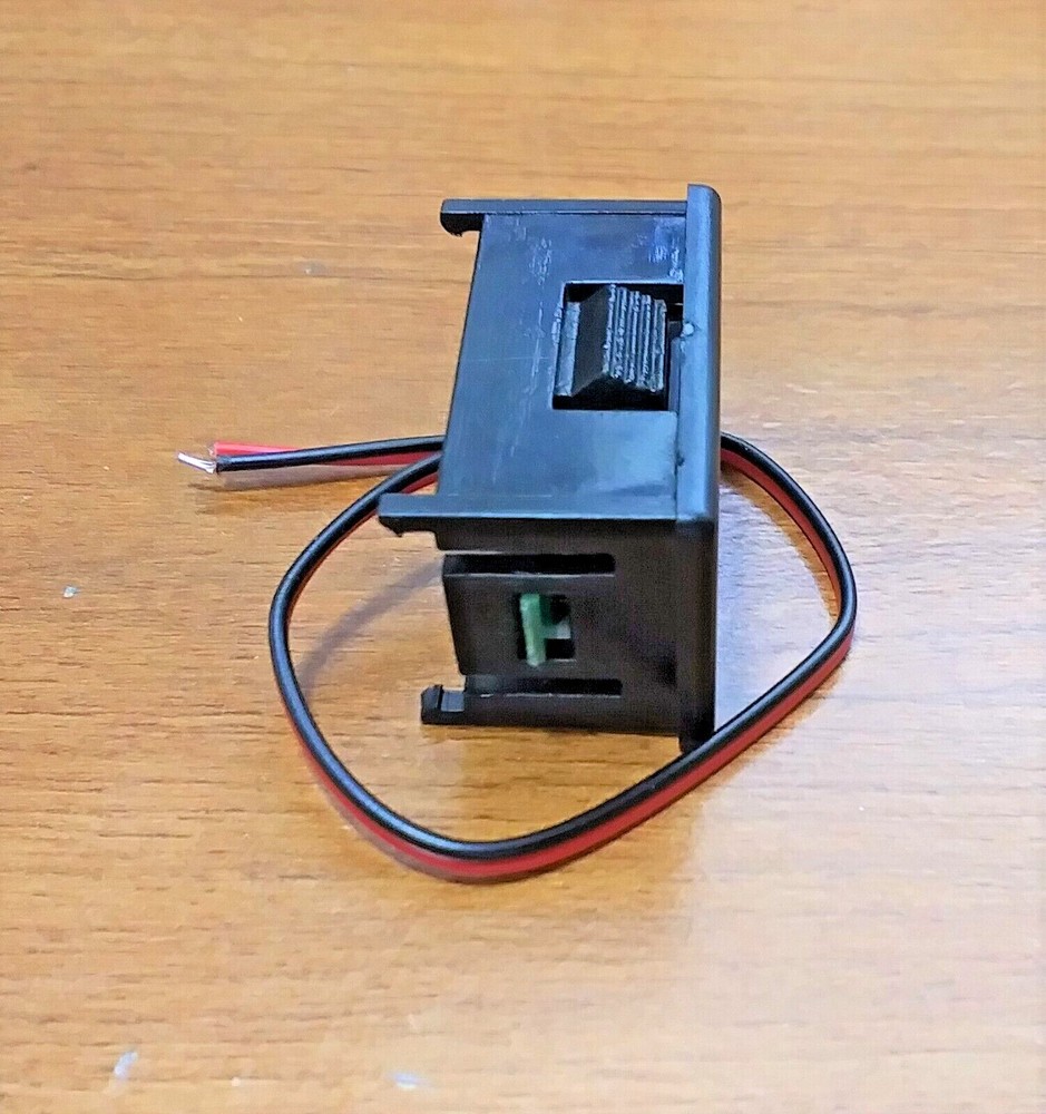 BBT 2 Wire Blue LED 24 volt Snap-In 1-1/4" Volt Meter