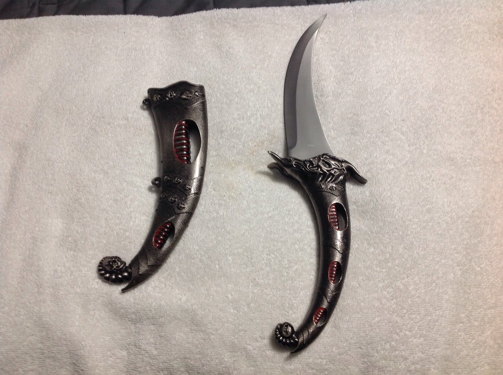 BEAUTIFUL FANTASY SKULL DAGGER 15" LONG