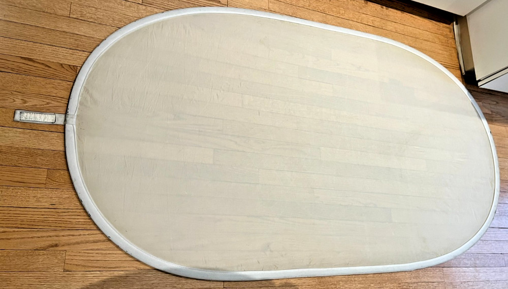 Photoflex LiteDisc Oval Translucent Diffuser 74-in x 41-in