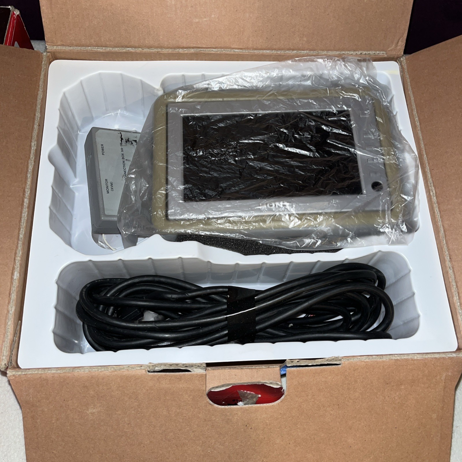 2 X Vintage Sony XVM-H6 Headrest Monitor 5.8” Wide Screen 2 X Remote Controls