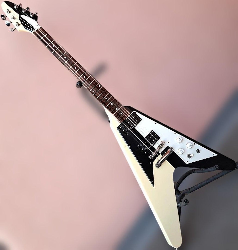 Edwards E-Fv-125Wb Dot Flying V
