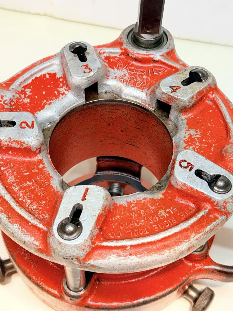 RIDGID 4P-A POWER THREADING/ GEARED PIPE THREADER 2-1/2" - 4" #5