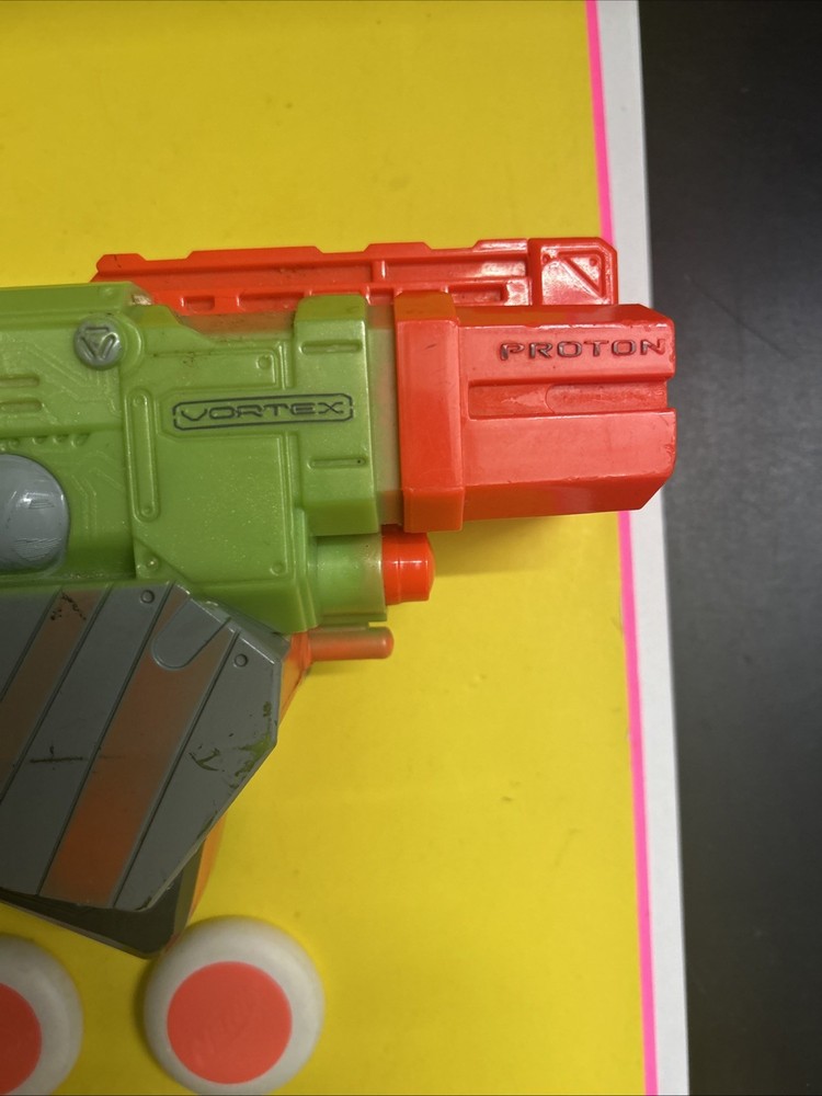 NERF VORTEX PROTON BLASTER Tested 2Disks included