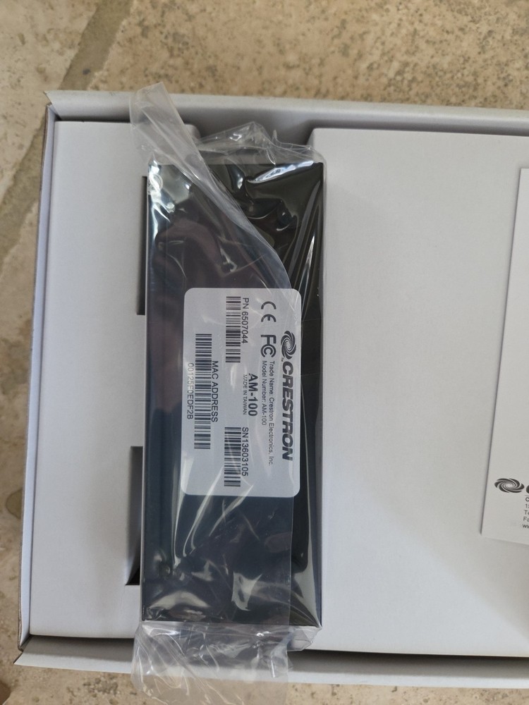 Crestron AM-100 (AirMedia® Presentation Gateway)