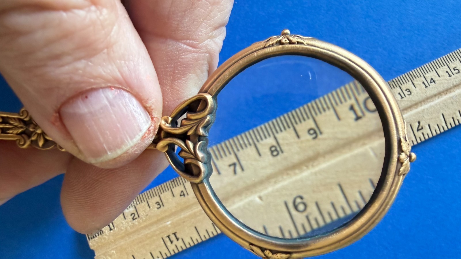 I am edgar Berebi this is my Vintage never used Milan personal magnifier 1999