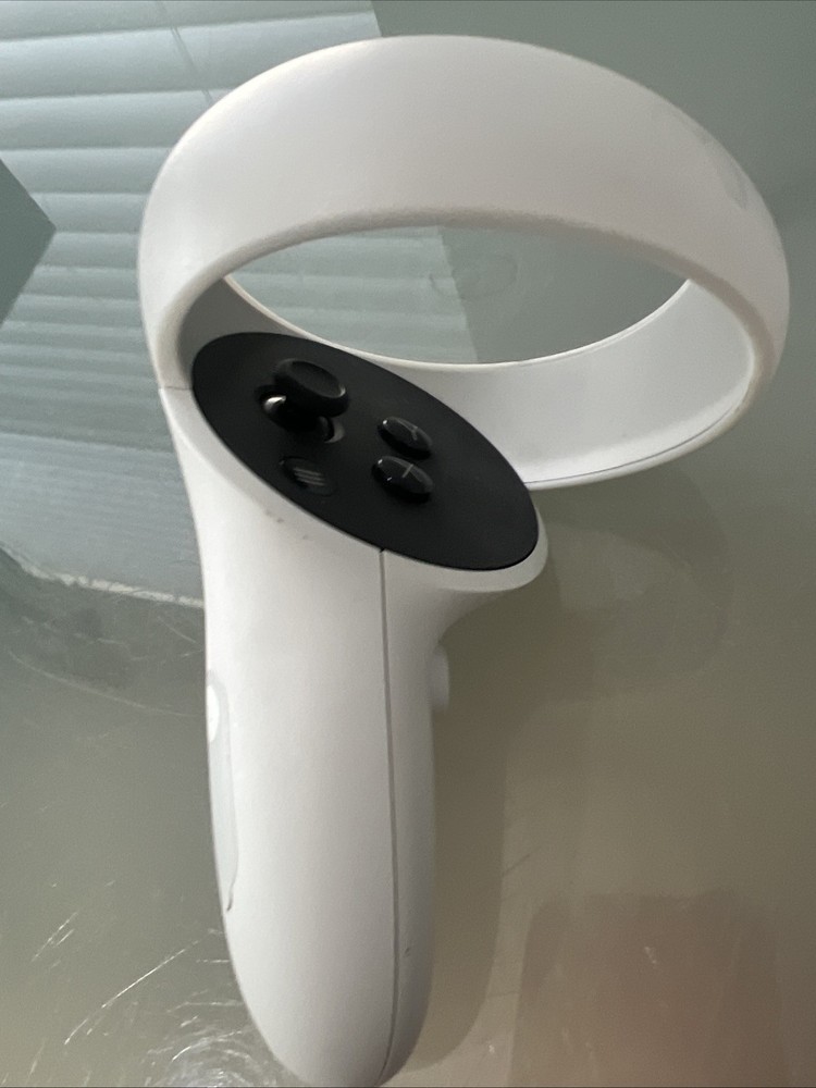 Meta Oculus Quest 2 Advanced All-In-One VR Headset - White