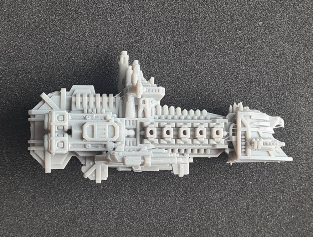 Punisher Class S Cruiser - compatible with Battlefleet Gothic