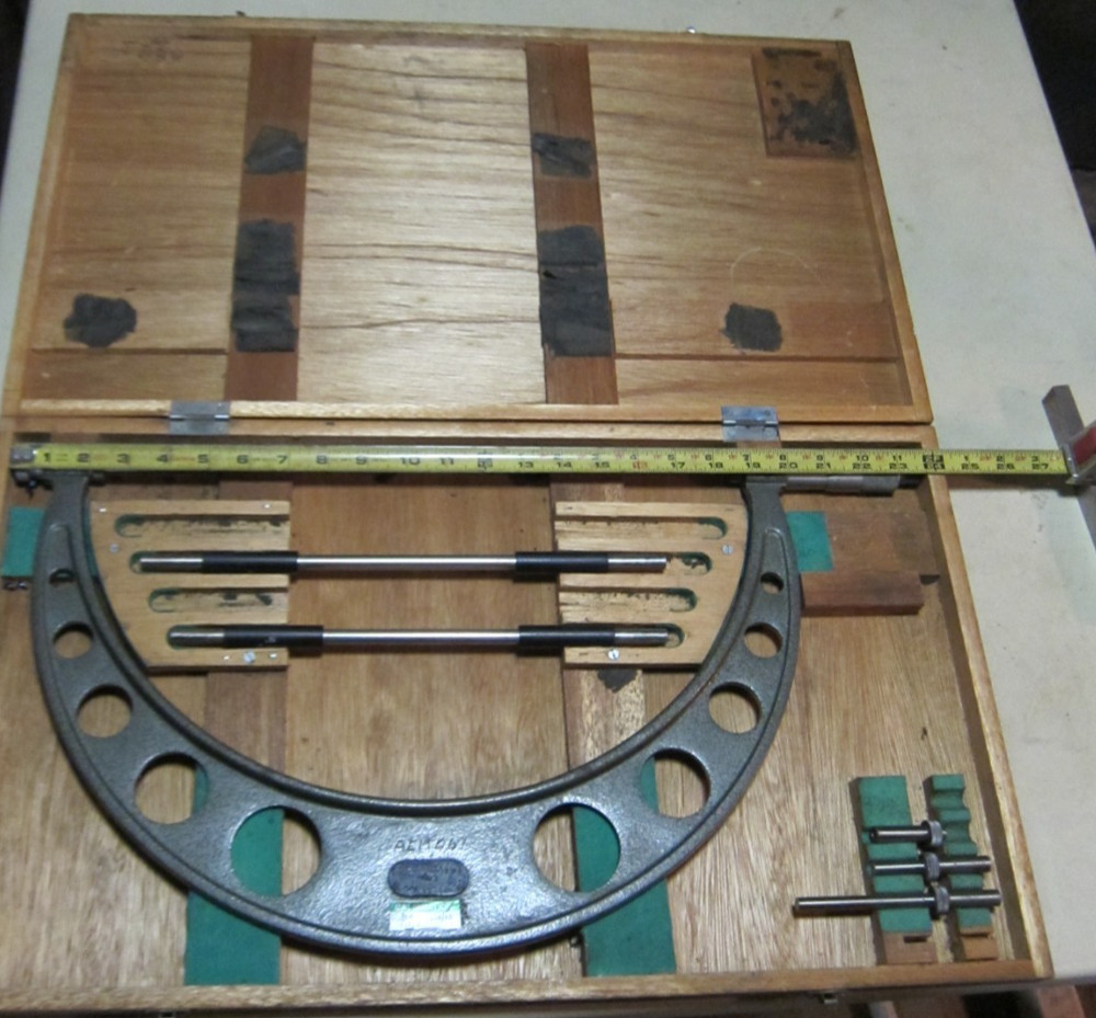 Mitutoyo 2"-6" No. 104 - 152 Inter-changeable Outside Micrometer Set, Used