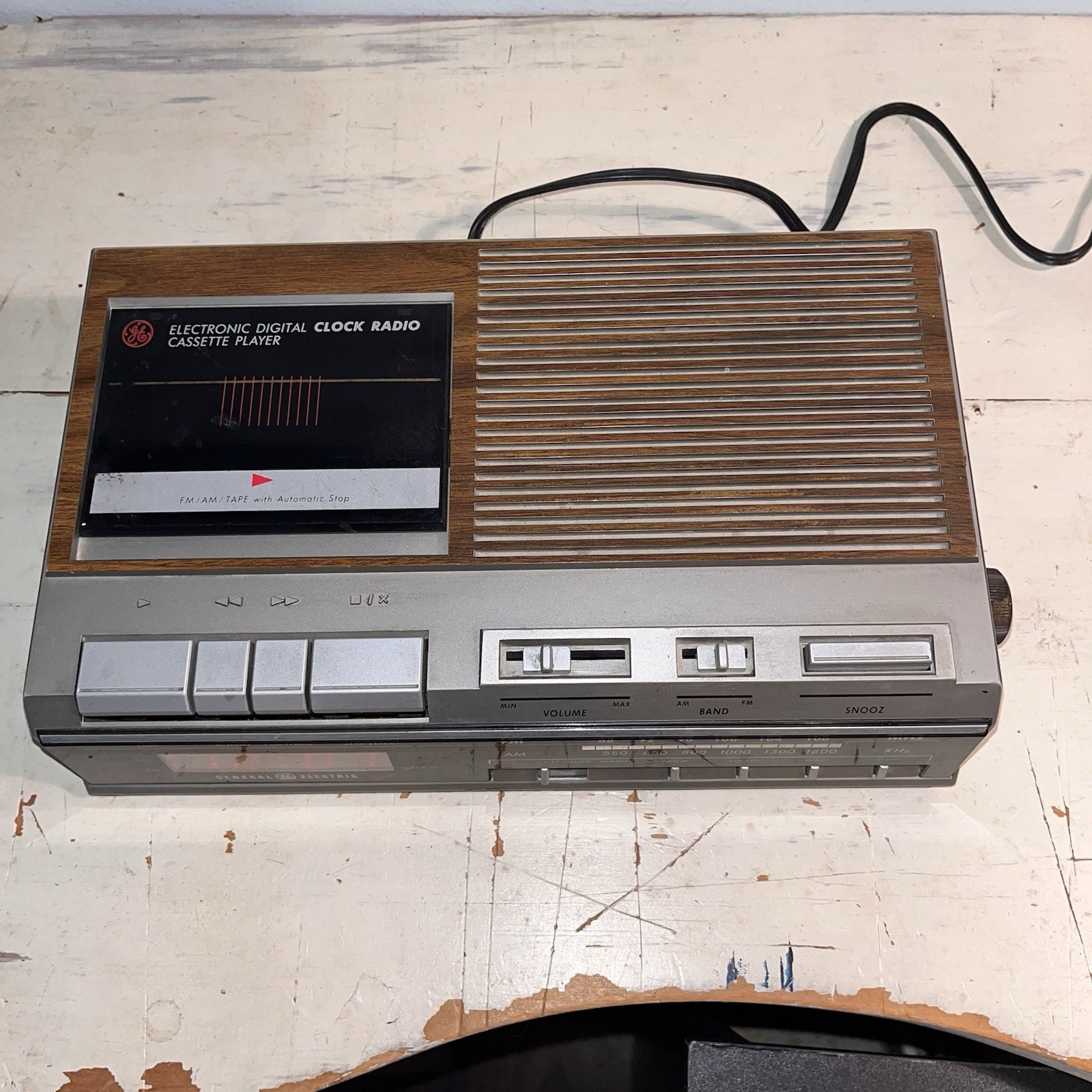 Vintage GE 7-4956B FM/AM Clock Radio Cassette Player Recorder Tested Works Red