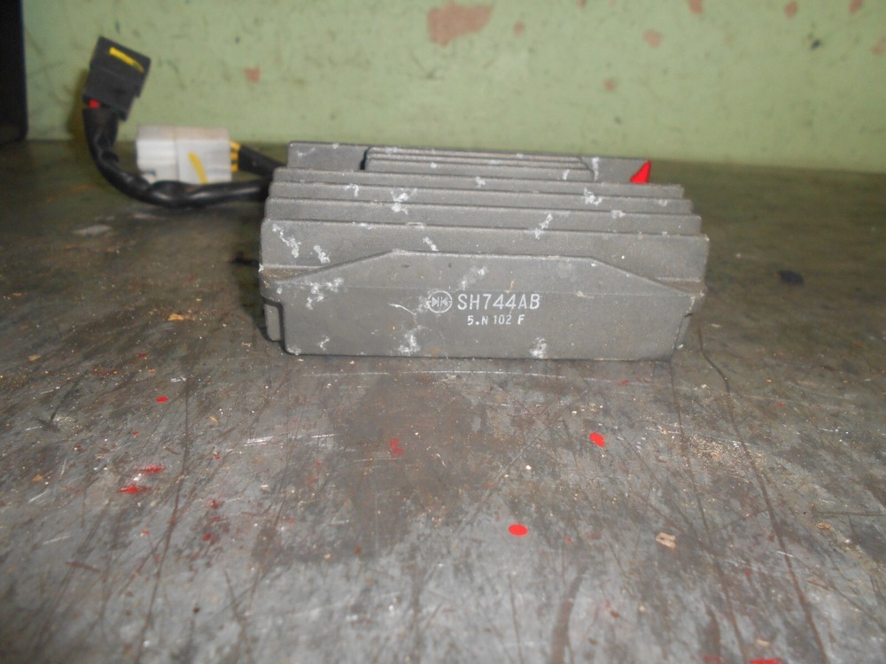 aprilia shiver 750 reg/rectifier