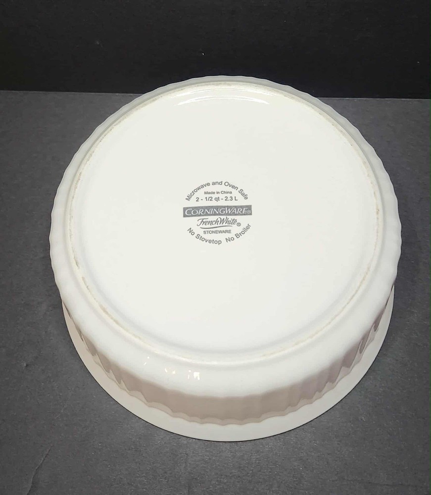 Vintage Silverplated Round Footed Casserole Dish Holder With Corning Ware Dish