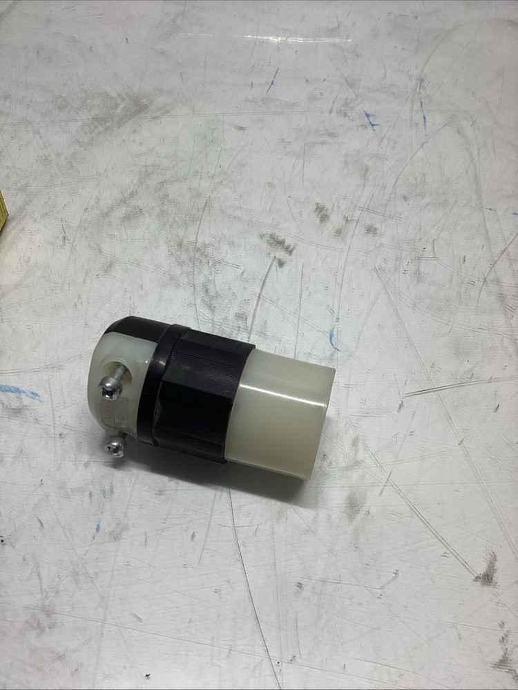 Hubbell Plug HBL5469C T-458