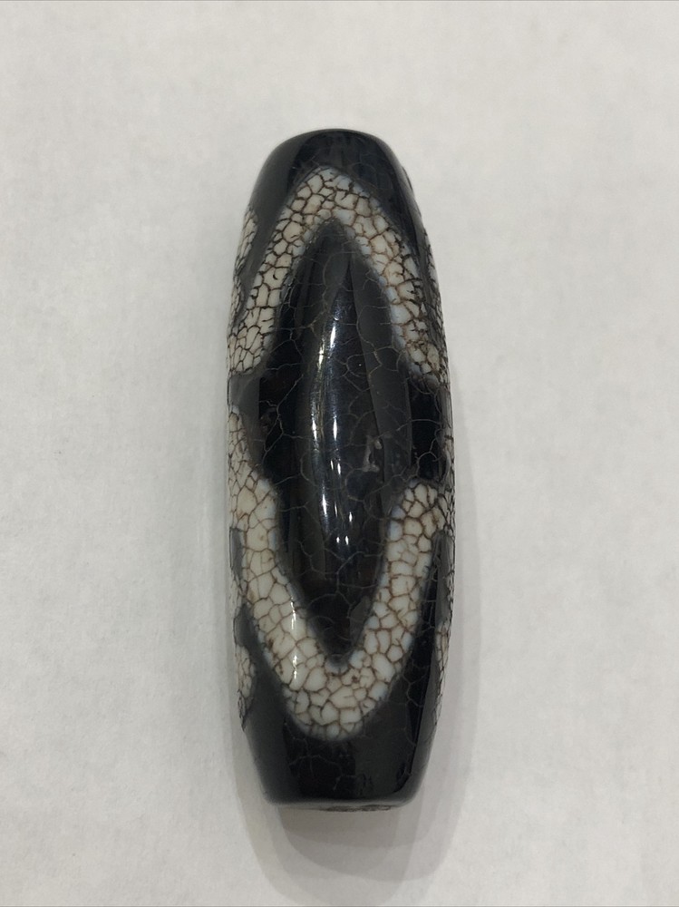 Very Old Tibetan Agate "Double Longevity" Dzi Bead