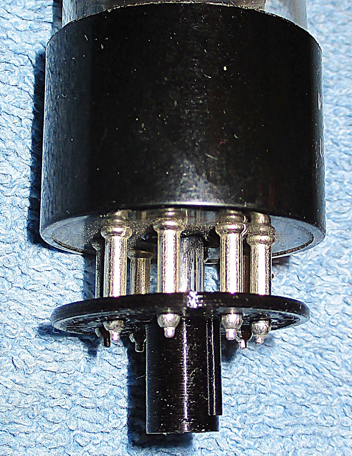 8 Octal Keyway Guide Pins - Repair Missing Guide Pins on Octal Vacuum Tubes