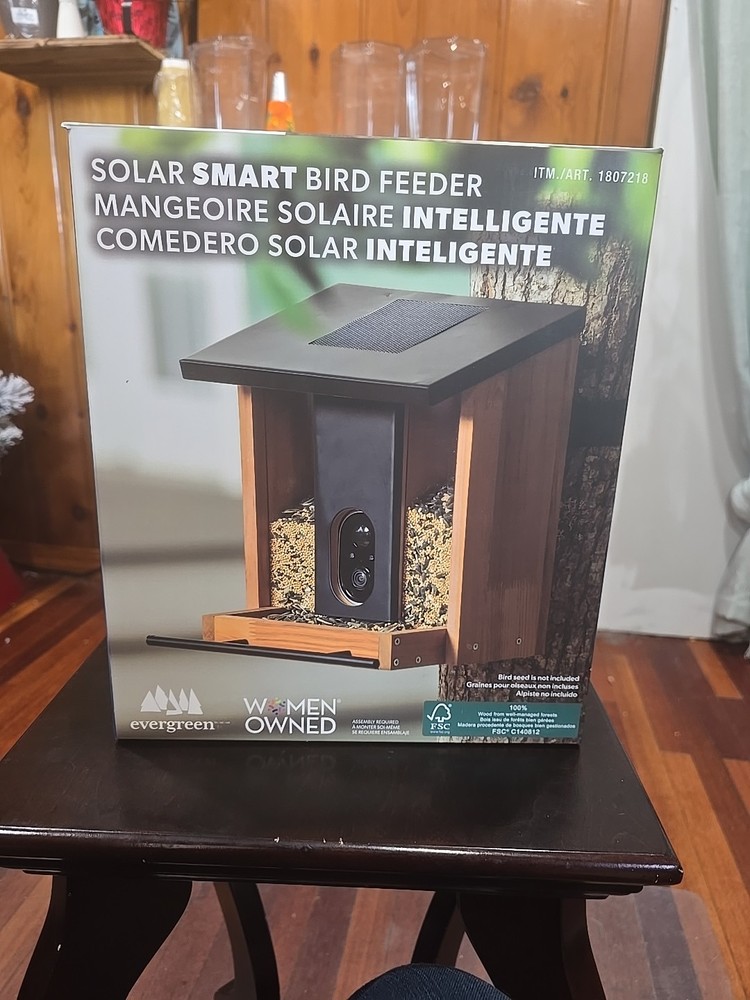 Evergreen  Smart Bird Feeder