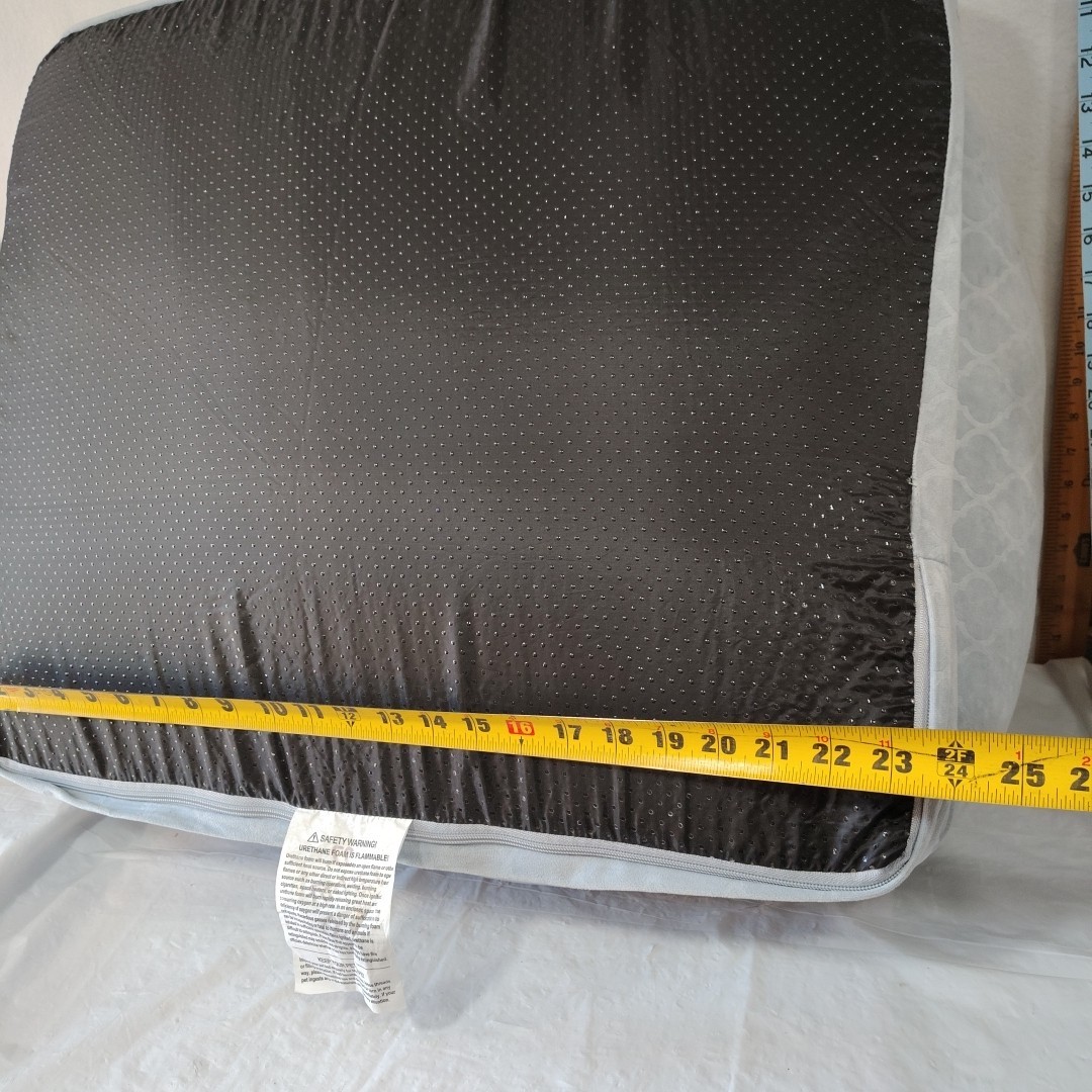 Serta Perfect Sleeper Orthopedic Medium Pet Bed Light Blue 28 x 21 x 8 Clean