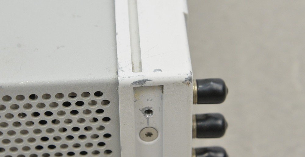 HP E4432B ESG-D Series Signal Generator