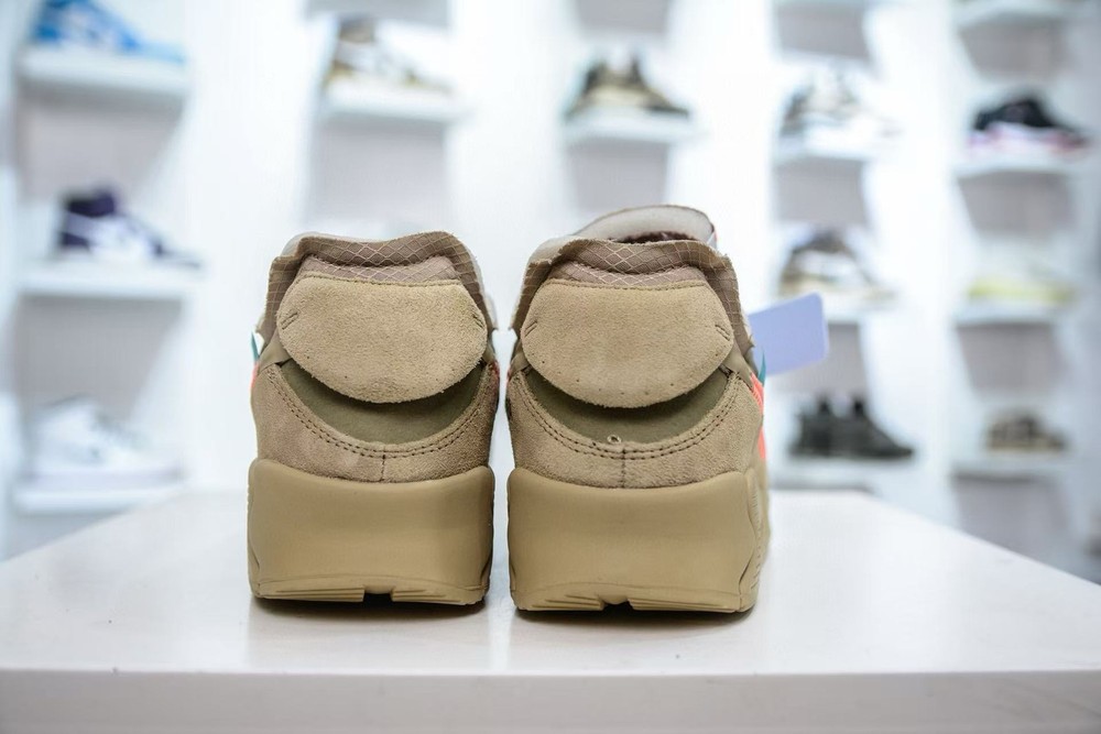 AA7293-200 Max 90 x OFF-WHITE Desert Ore 2019