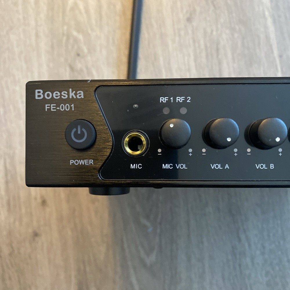 Boeska Dual UHF Wireless Microphone System 262ft Range *UNIT ONLY