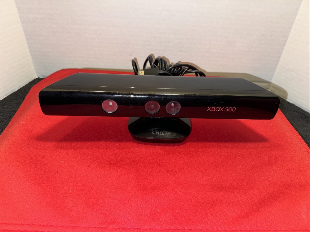 Microsoft Xbox 360 Kinect Sensor Bar Motion Camera 1414 - Working for Christmas!
