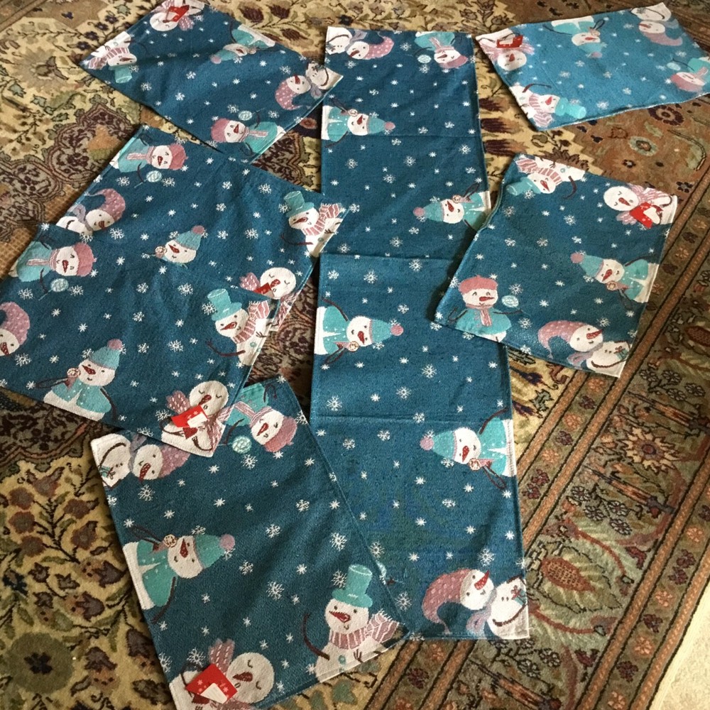 Snowman Themed Table Runner + 6 Placemats
