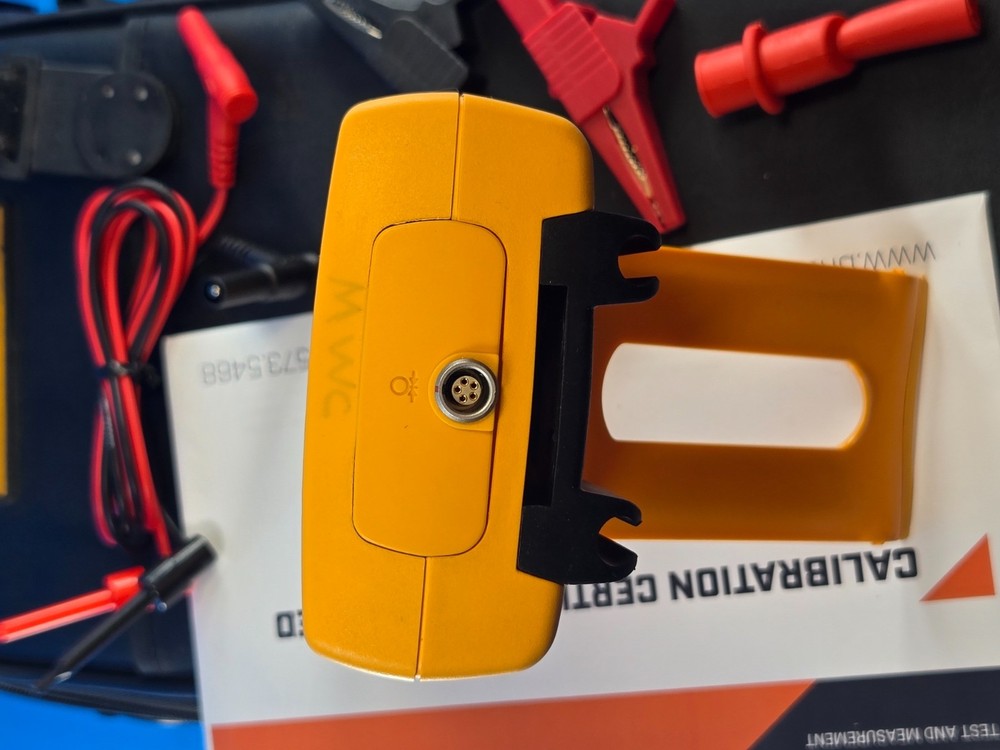 Fluke 725 Multifunction Process Calibrator Meter - Calibrated June 2-26 w Data +