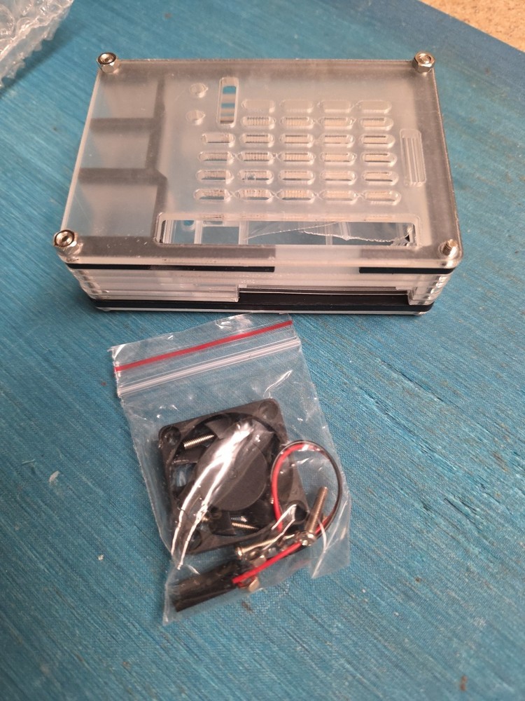 Raspberry Pi 4B Model B Clear/Blue Acrylic Case Enclosure Box + Cooling Fan