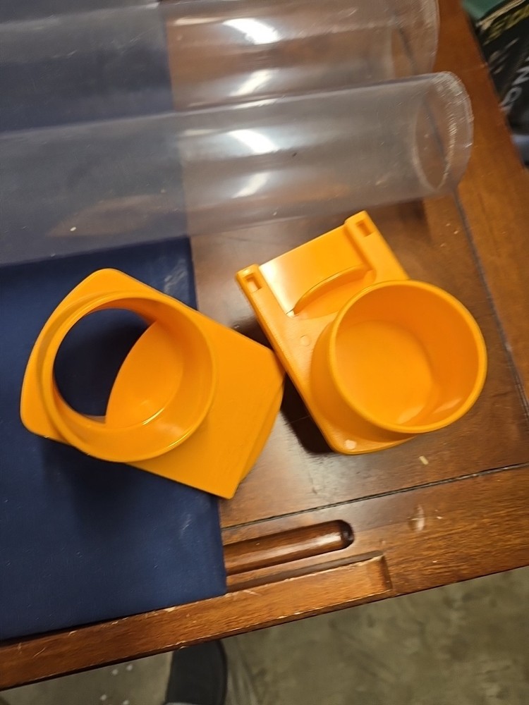 Dust Collection Tubes And Gates