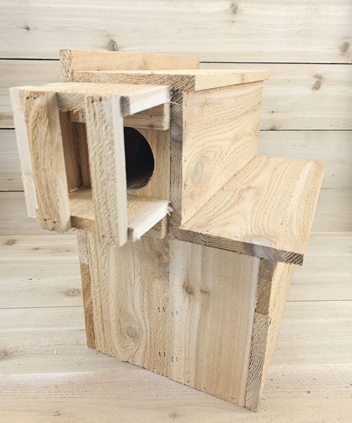 Squirrel House Nesting Box Bird Nature Animals Safety Wooden Cedar Handmade USA