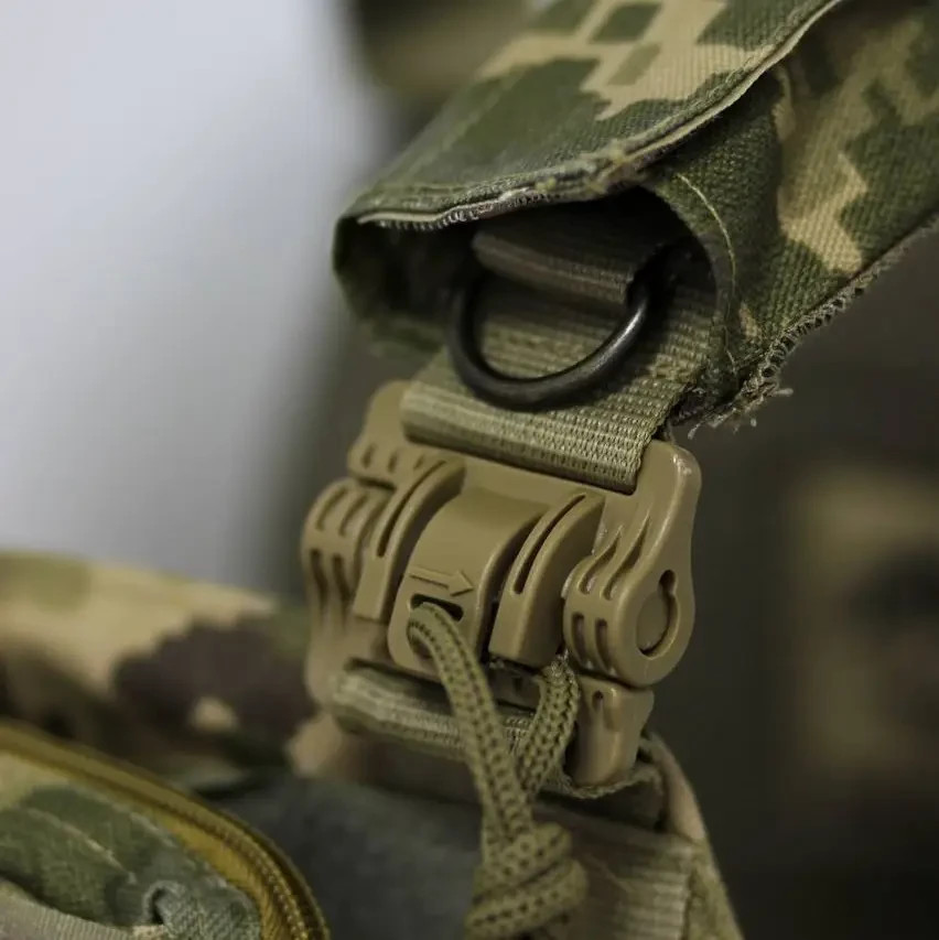 Plate carrier with quick release system (4 points) pixel Cordura Unloading 🇺🇦!