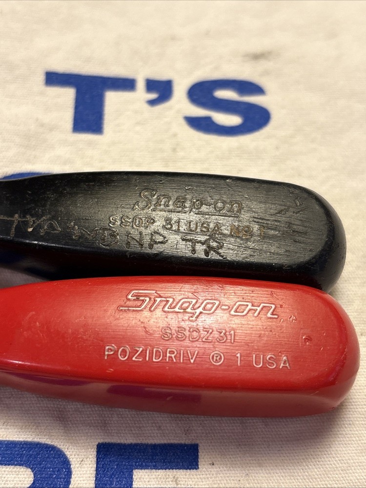 Snap-on Tools USA 2pc 6" Screwdrivers Both Phillips SSDP31 & SSDZ31