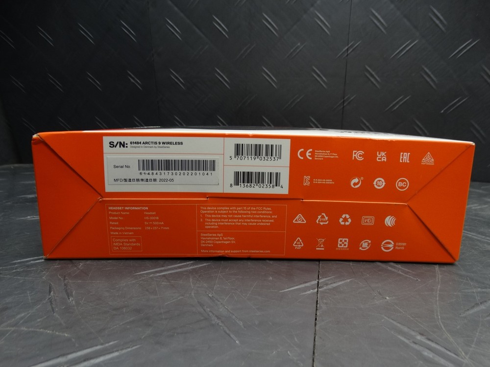 SteelSeries - Arctis 9 Wireless Gaming Headphones