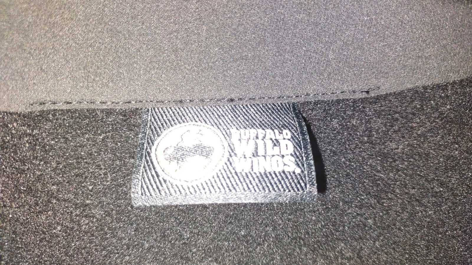 RARE NICE Employee Worn Adult M Buffalo Wild Wings Worker Vest Logo Black 🦬🍗🦬