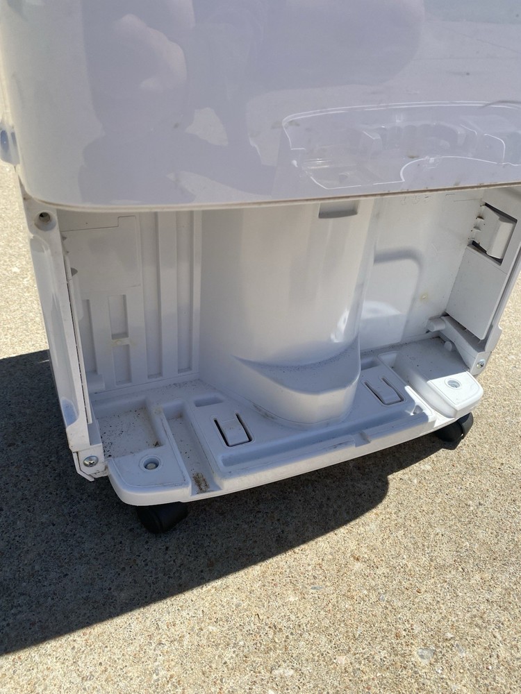 Frigidaire Dehumidifier FFAD5033R10