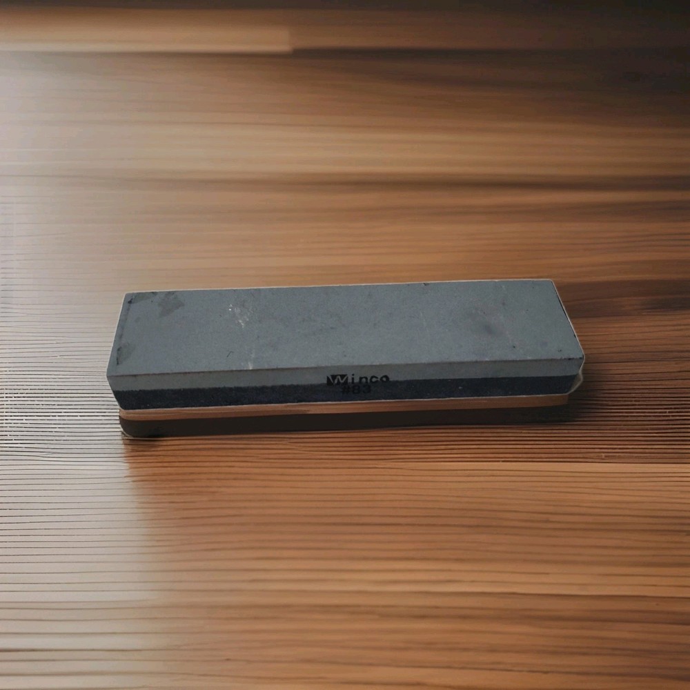 Winco Fine/Medium #83 Grade Sharpening Stone, 8" X 2" X 1", Gray D2