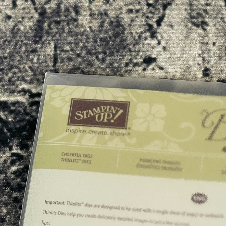 Stampin Up Sizzix CHEERFUL TAGS Thinlits Dies Tag Labels Borders ￼