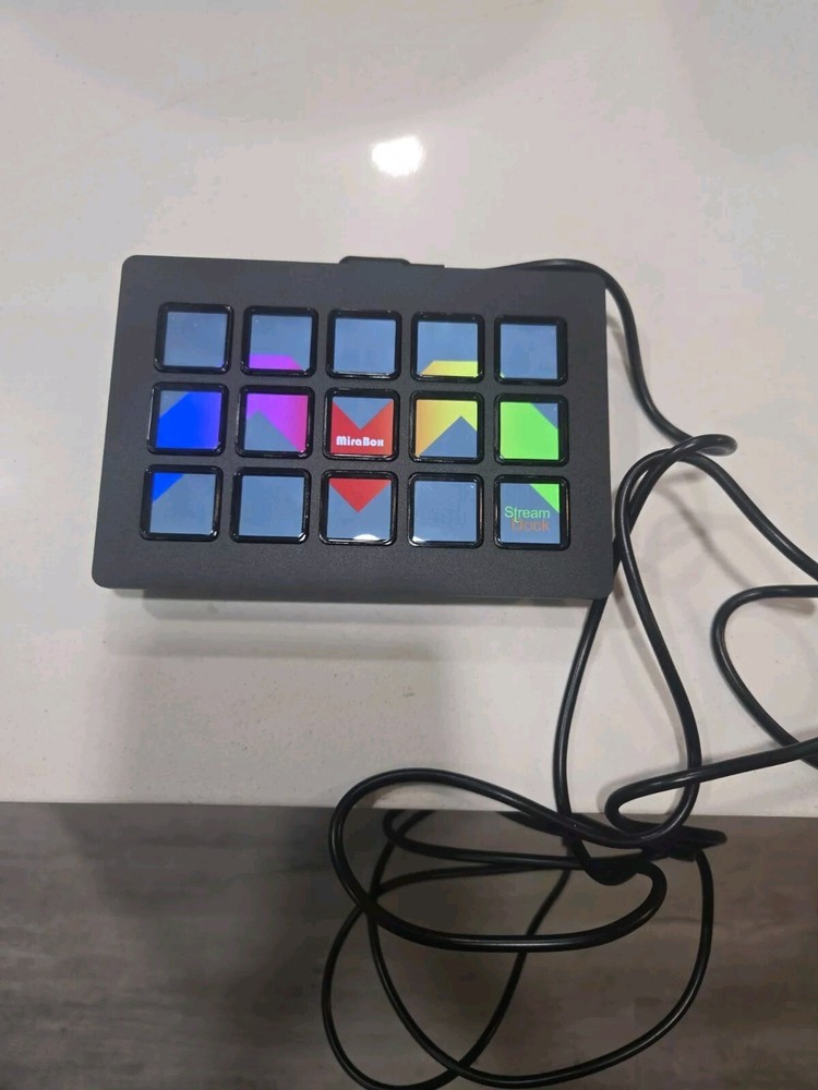 Arvitek Stream Controller 15 Keys Streaming Custom LCD Touchable Deck Keypad