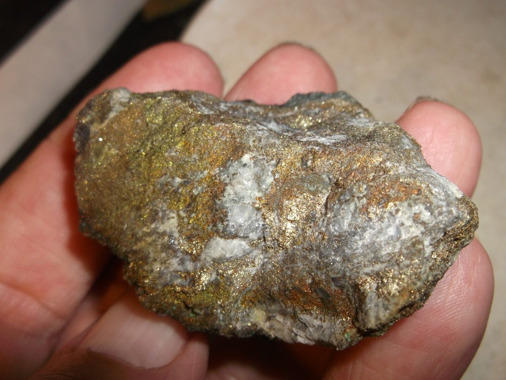 gold silver copper ore, 65 grams samples ,ore high grade .this is not