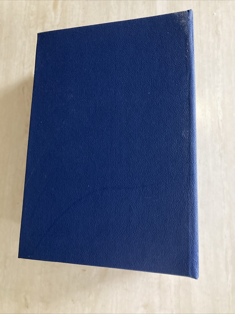 Model Railroader 1995 Full Year in Official Blue Binder. All 12 Issues